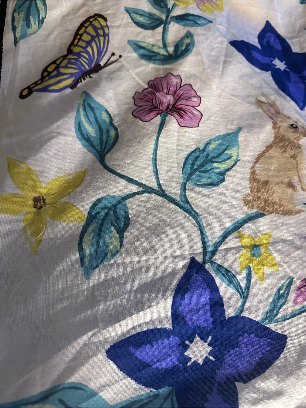 Urban Outfitters Zenia Floral Patterened Shower Curtain NEW - Picture 6 of 7